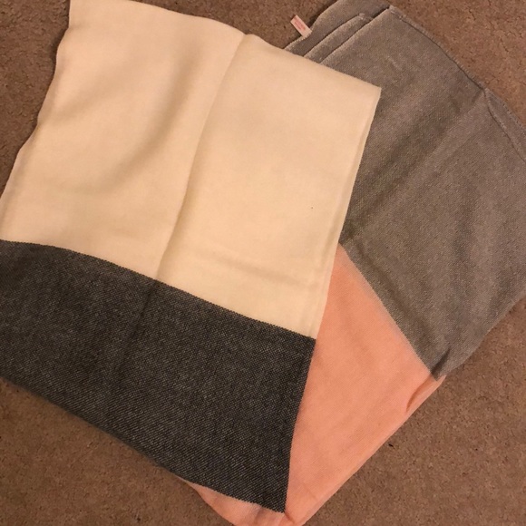 Pink/grey/white scarf - Picture 1 of 4